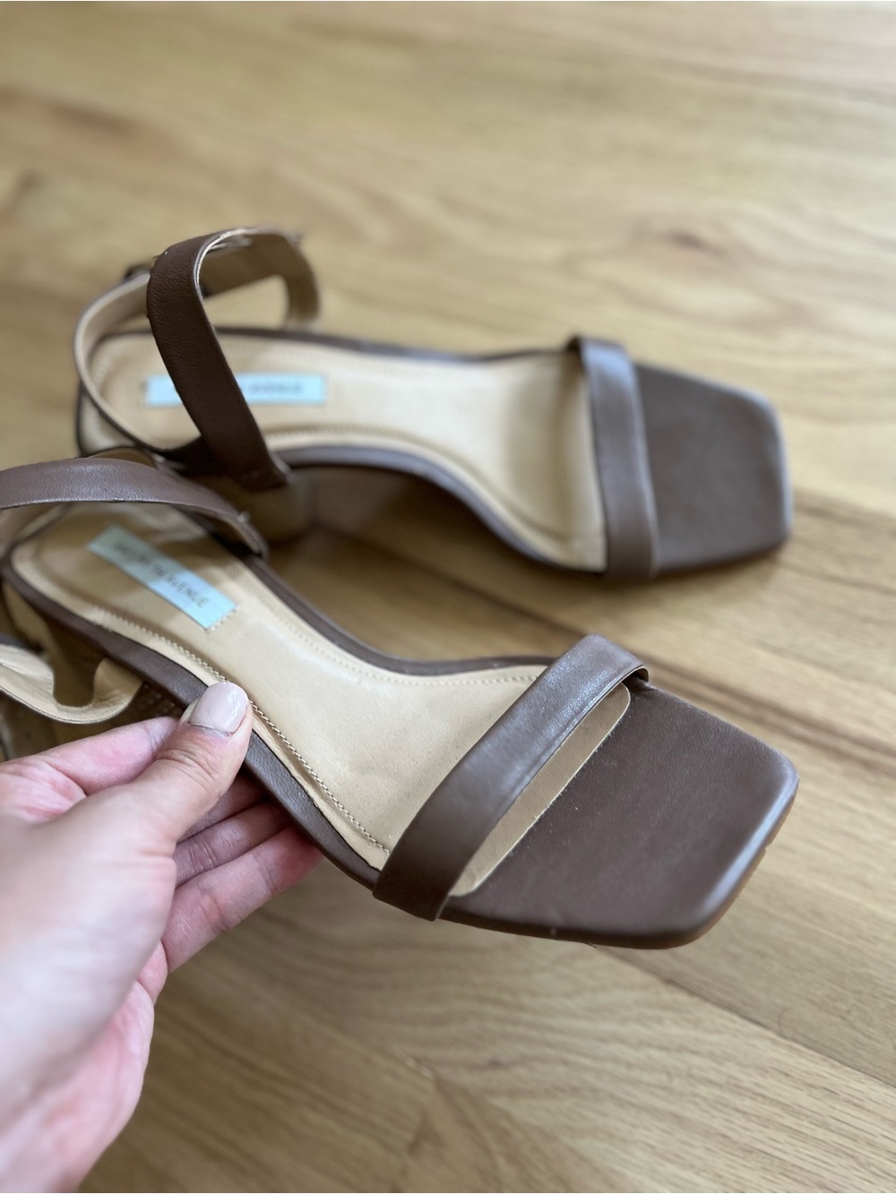 Saks Fifth Avenue Leather Block Heel with Square Toe, size 8